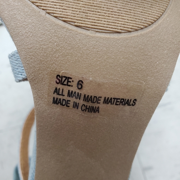 Charlotte Rusee Strappy Block Heels Chunky Retro Neutral Size 6 - Picture 10 of 10